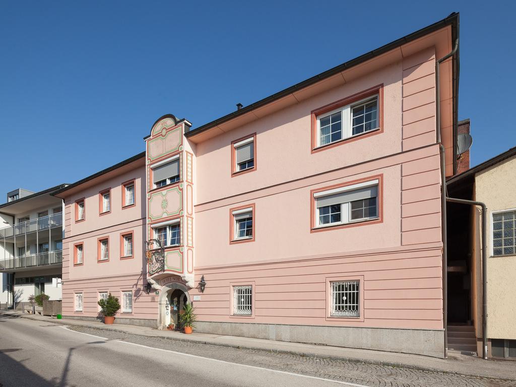Hotel Schlair Кремсмюнстер Экстерьер фото