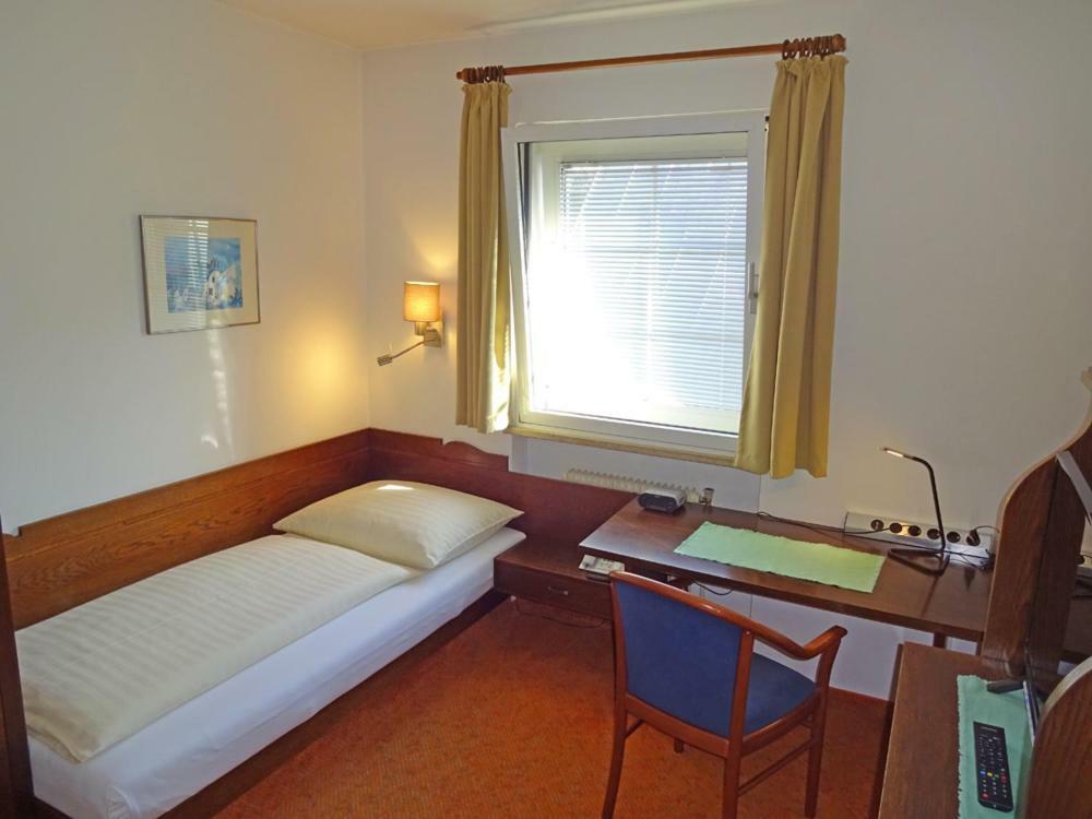 Hotel Schlair Кремсмюнстер Экстерьер фото